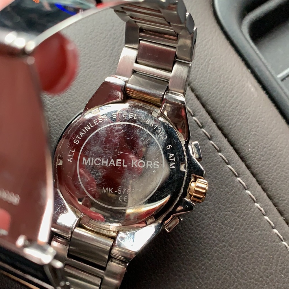 Watch - Picture 3 of 3